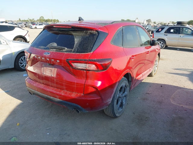 2023 FORD ESCAPE ST-LINE 4