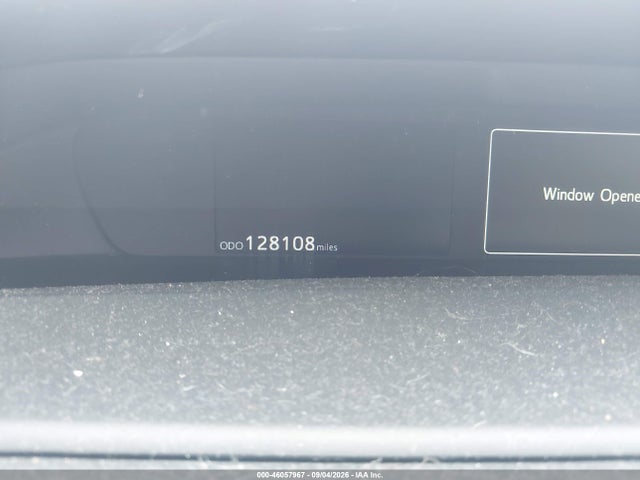 2019 TOYOTA PRIUS LE 15