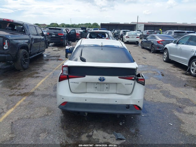 2019 TOYOTA PRIUS LE 16