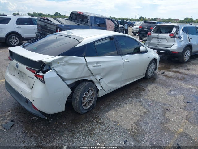 2019 TOYOTA PRIUS LE 6