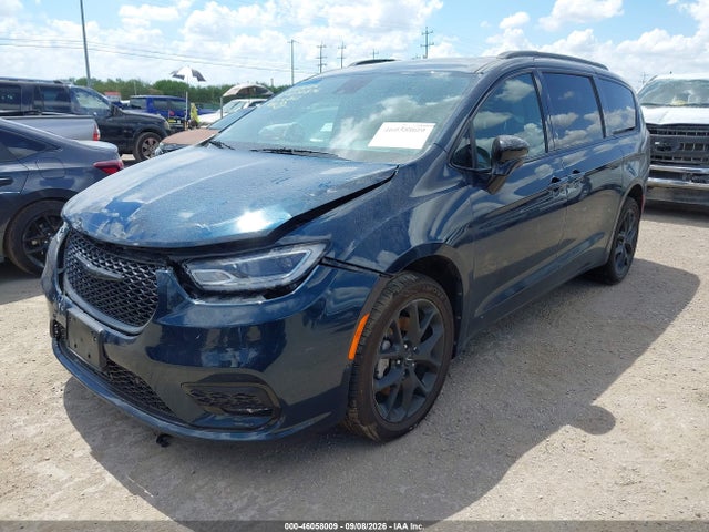 2023 CHRYSLER PACIFICA LIMITED AWD 2