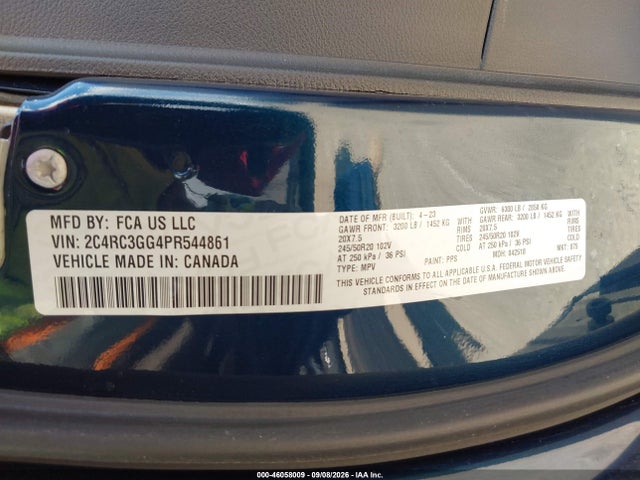 2023 CHRYSLER PACIFICA LIMITED AWD 9