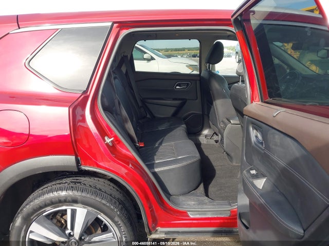 2021 NISSAN ROGUE PLATINUM INTELLIGENT AWD 8