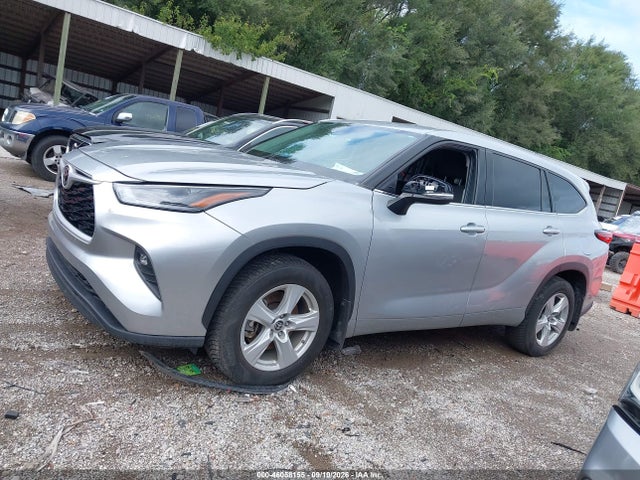2022 TOYOTA HIGHLANDER LE 14