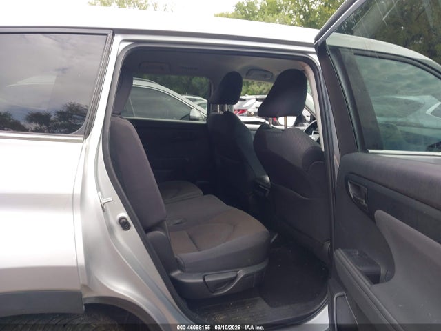 2022 TOYOTA HIGHLANDER LE 8