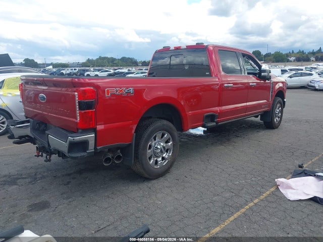 2023 FORD F-350 LARIAT 4