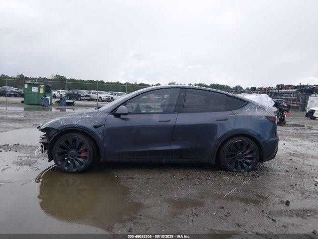 2022 TESLA MODEL Y PERFORMANCE DUAL MOTOR ALL-WHEEL DRIVE 13
