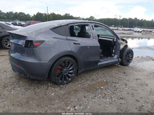 2022 TESLA MODEL Y PERFORMANCE DUAL MOTOR ALL-WHEEL DRIVE 4