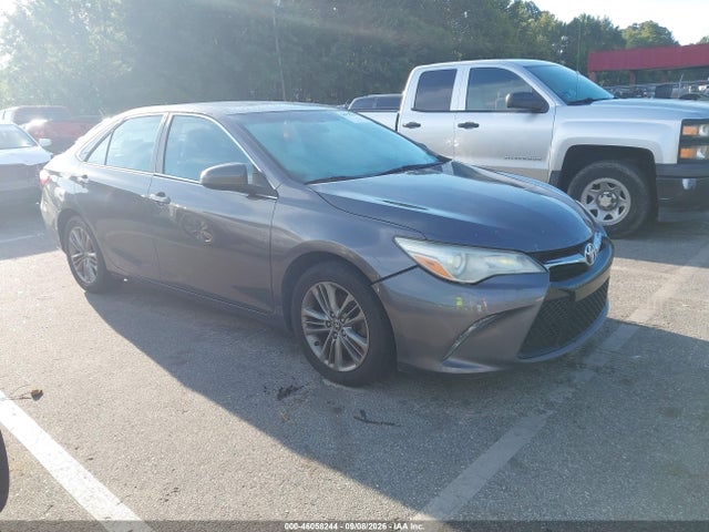 2016 TOYOTA CAMRY SE