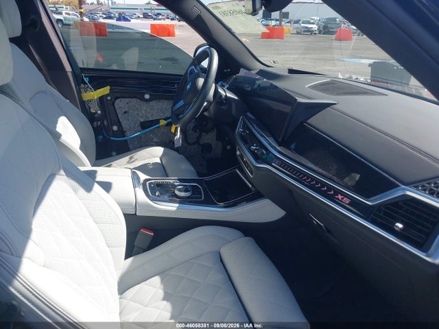 2025 BMW X5 PHEV XDRIVE50E 5