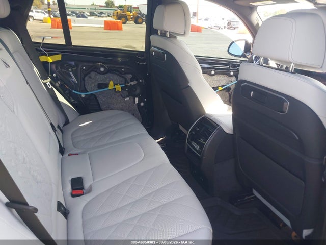 2025 BMW X5 PHEV XDRIVE50E 8