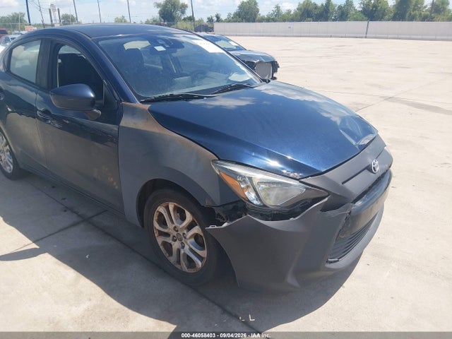 2017 TOYOTA YARIS 