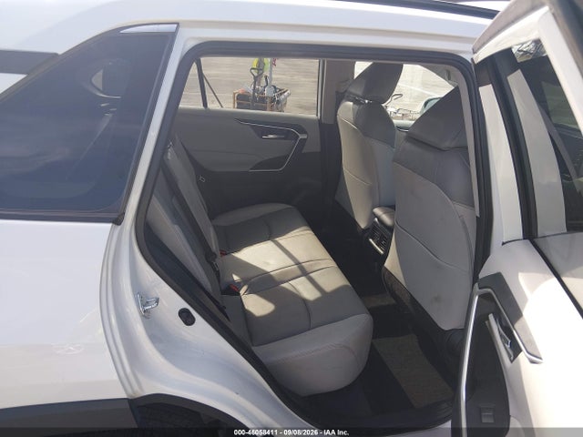 2021 TOYOTA RAV4 XLE PREMIUM 8