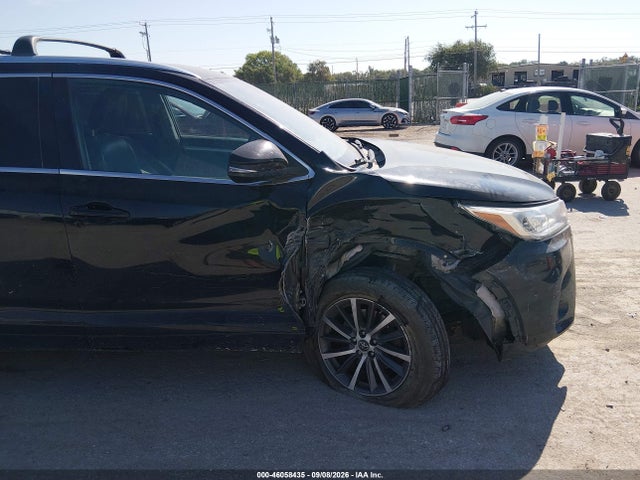 2017 TOYOTA HIGHLANDER XLE 6
