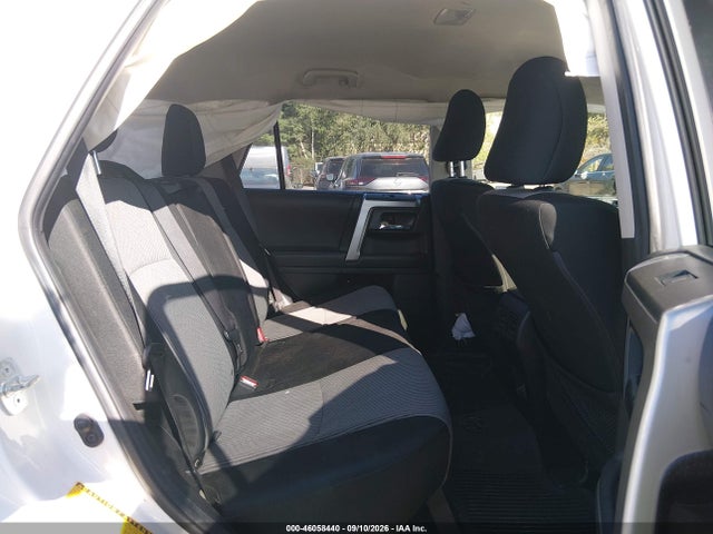 2021 TOYOTA 4RUNNER SR5 8