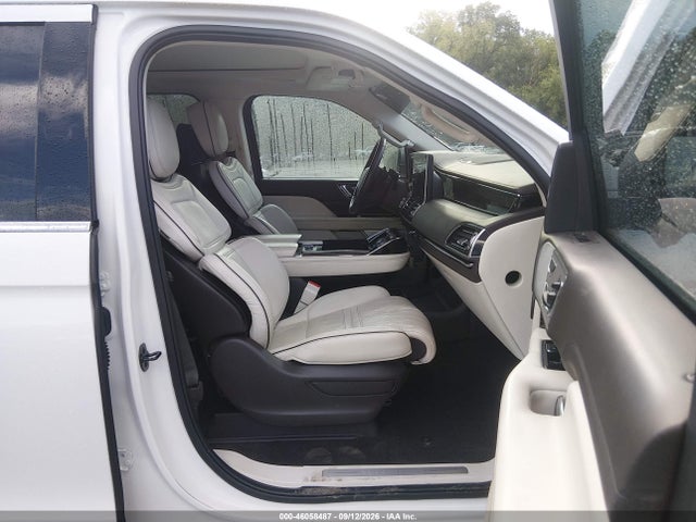 2023 LINCOLN NAVIGATOR BLACK LABEL 5