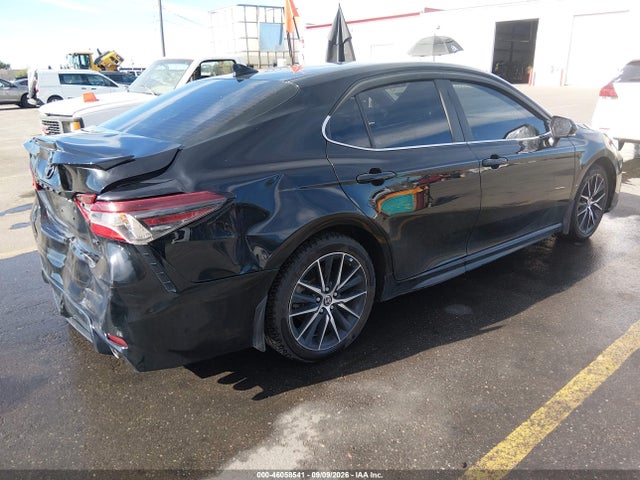 2023 TOYOTA CAMRY SE 4