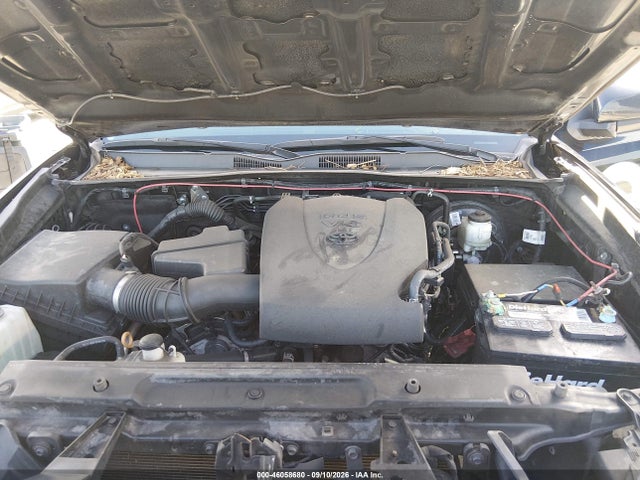2022 TOYOTA TACOMA SR V6 10