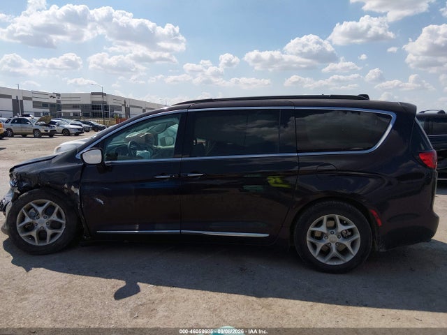 2017 CHRYSLER PACIFICA TOURING-L 14