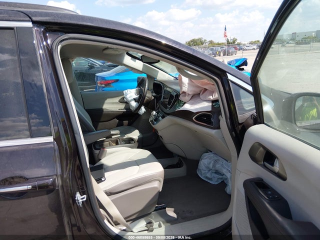 2017 CHRYSLER PACIFICA TOURING-L 5