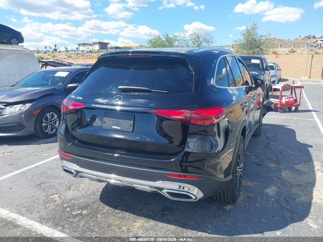2026 MERCEDES-BENZ GLC 300 SUV 4