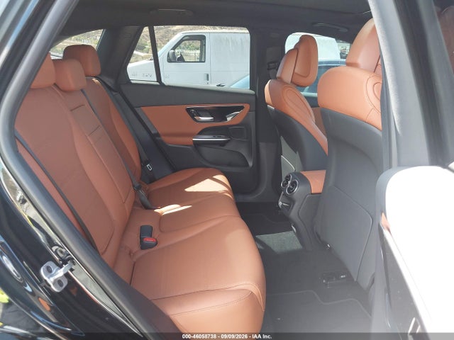 2026 MERCEDES-BENZ GLC 300 SUV 8