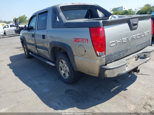 2003 Chevrolet AVALANCHE 1500 照片 3
