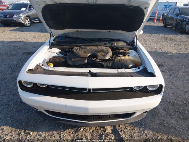 2018 DODGE CHALLENGER SXT 10