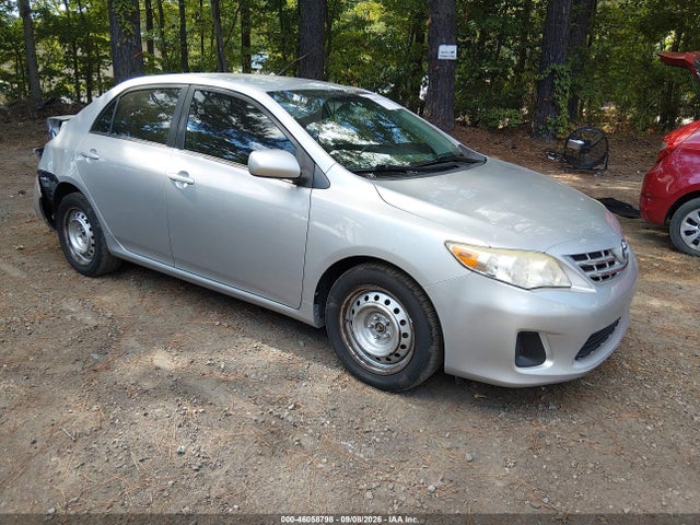 2013 TOYOTA COROLLA LE