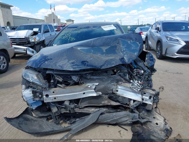 2019 TOYOTA CAMRY LE 13
