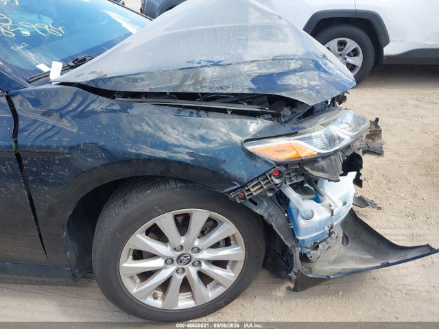 2019 TOYOTA CAMRY LE 18