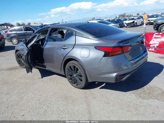 2022 NISSAN ALTIMA SR FWD 3