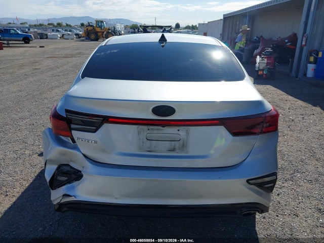 2021 KIA FORTE LXS 16
