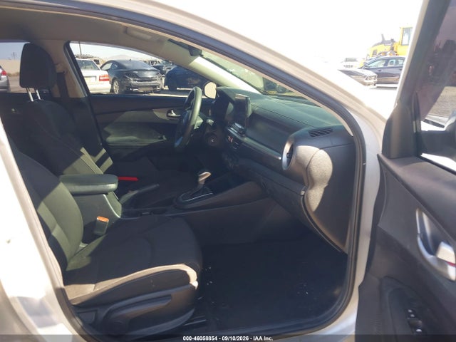 2021 KIA FORTE LXS 5