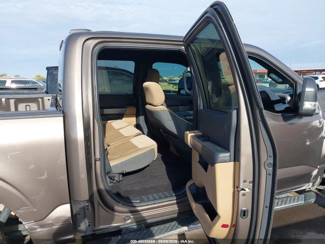2022 FORD F-150 XLT 8
