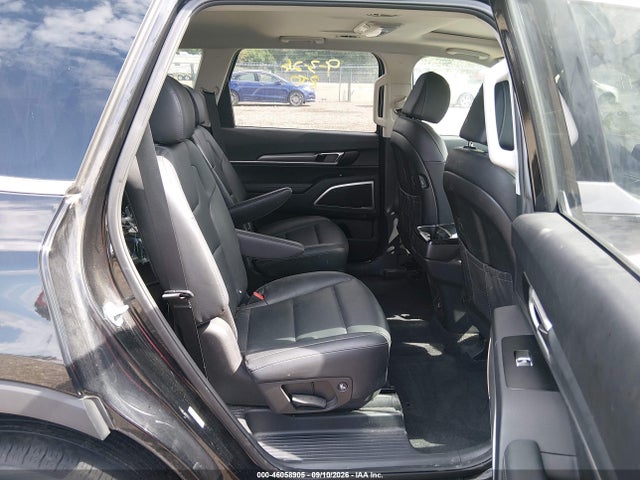 2022 KIA TELLURIDE S 8