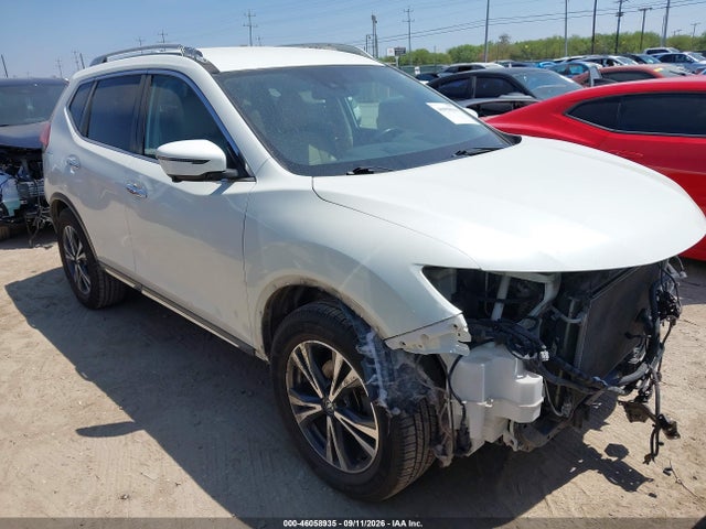 2017 NISSAN ROGUE SL