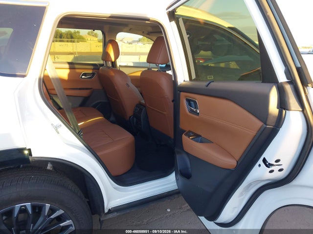 2026 NISSAN ROGUE PLATINUM 8