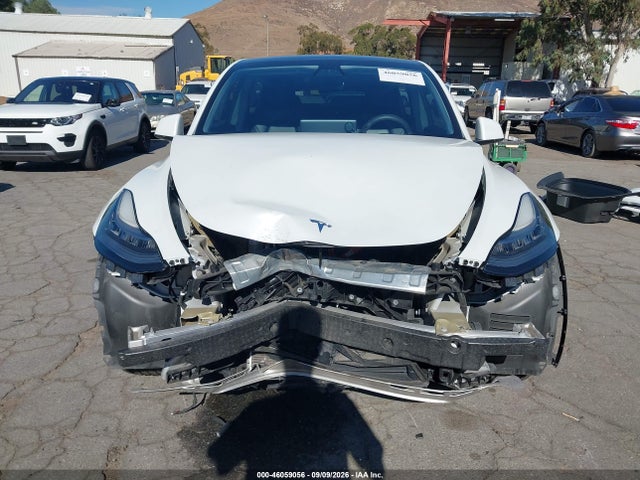 2021 TESLA MODEL Y LONG RANGE DUAL MOTOR ALL-WHEEL DRIVE 12
