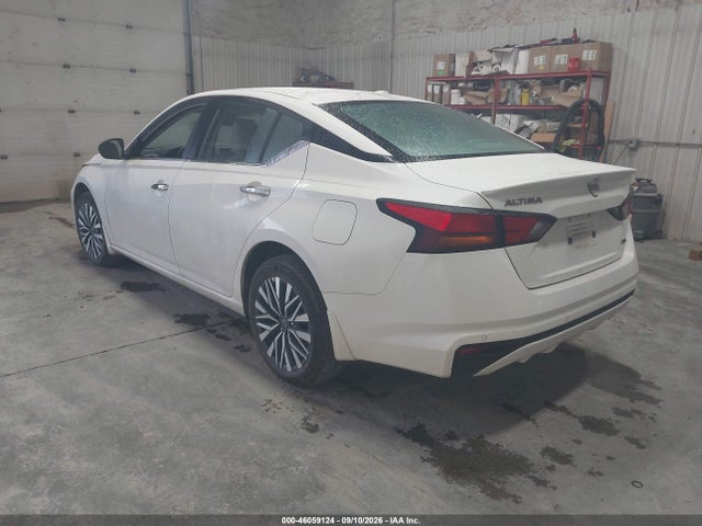 2025 NISSAN ALTIMA SV AWD 3
