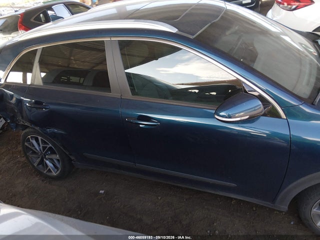 2021 KIA NIRO TOURING 14