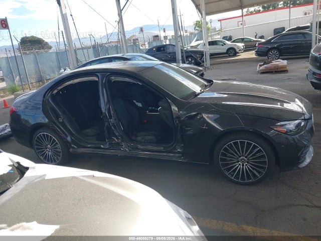 2026 MERCEDES-BENZ C 300 14