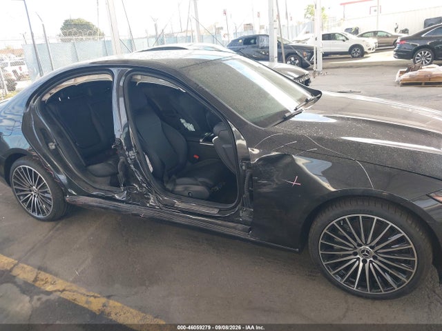 2026 MERCEDES-BENZ C 300 6