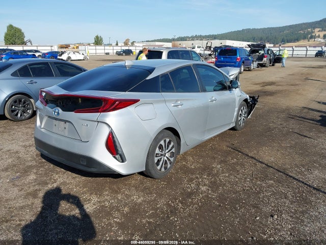 2022 TOYOTA PRIUS PRIME XLE 4