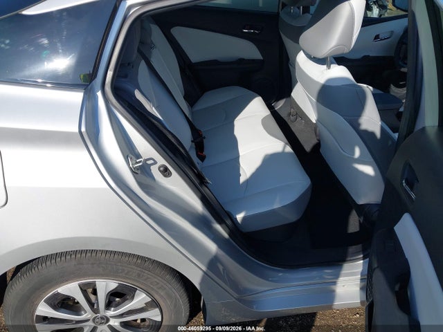 2022 TOYOTA PRIUS PRIME XLE 8