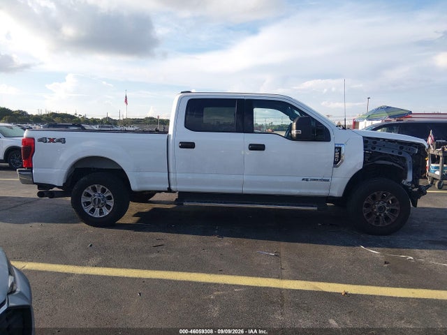 2022 FORD F-250 XLT 14