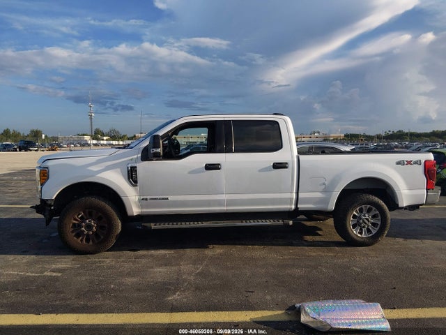 2022 FORD F-250 XLT 15