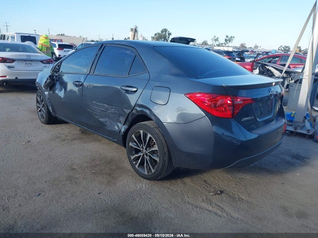 2018 TOYOTA COROLLA SE 3