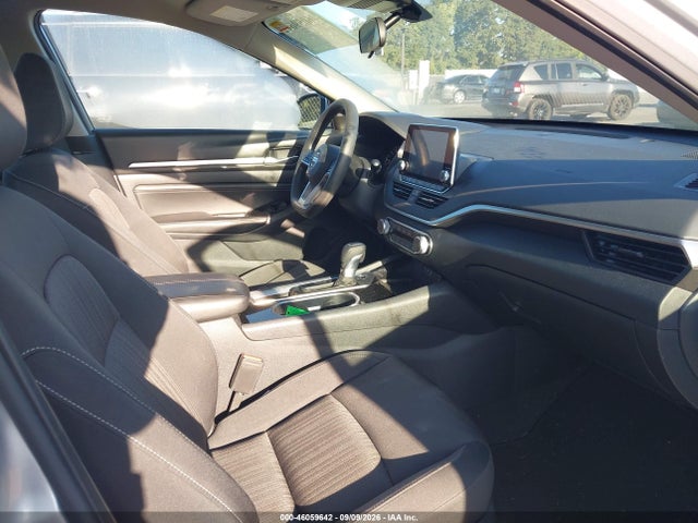 2021 NISSAN ALTIMA SV FWD 5
