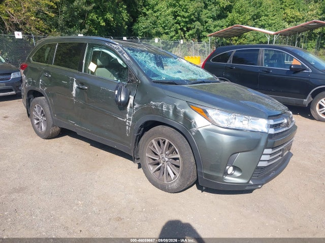 2019 TOYOTA HIGHLANDE XLE